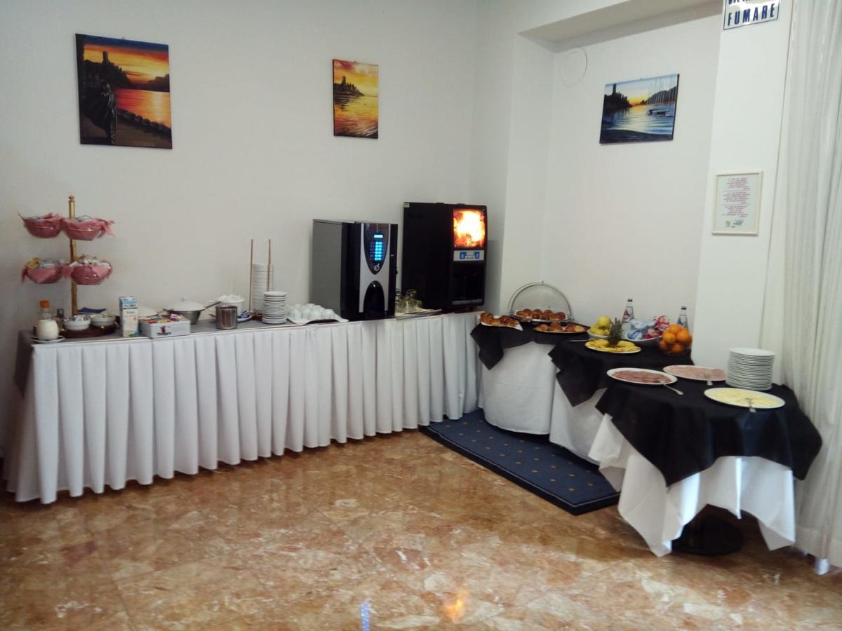 Hotel Firenze Μαλτσεζίνε Εξωτερικό φωτογραφία